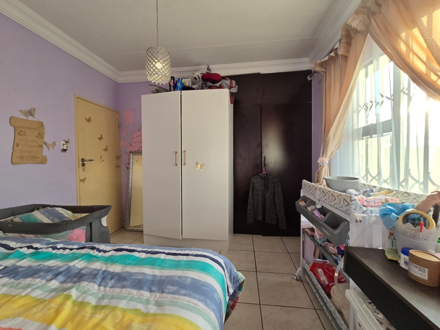 4 Bedroom Property for Sale in Waterkloof Ridge Gauteng