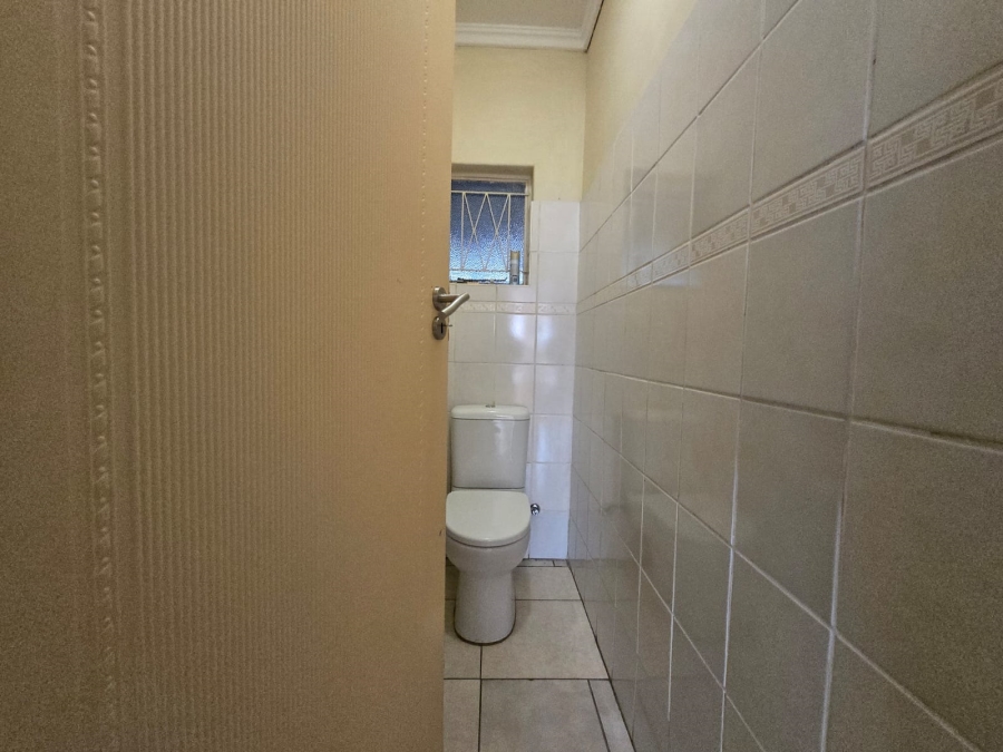 4 Bedroom Property for Sale in Waterkloof Ridge Gauteng