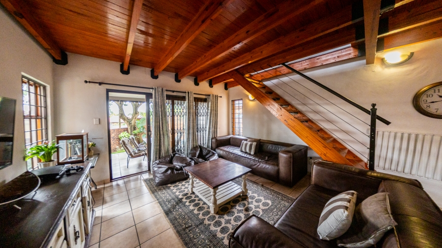 3 Bedroom Property for Sale in Thatchfield Cresent Gauteng