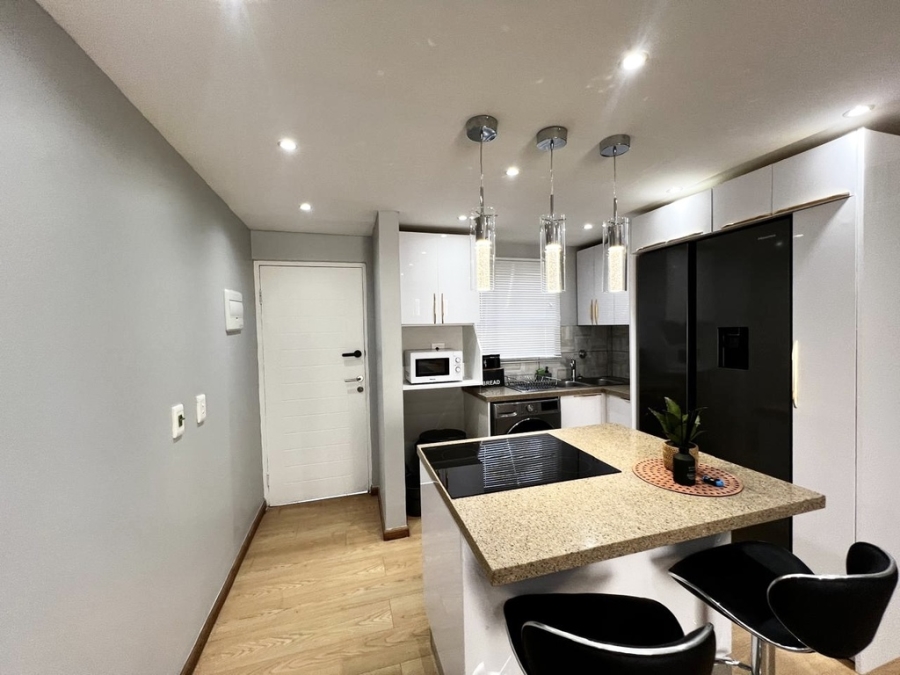 2 Bedroom Property for Sale in Fourways Gauteng