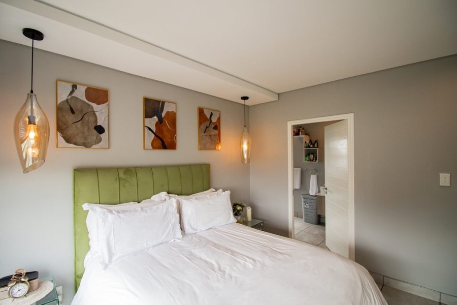 2 Bedroom Property for Sale in Broadacres Gauteng