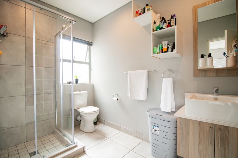 2 Bedroom Property for Sale in Broadacres Gauteng