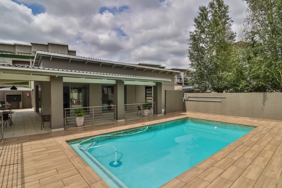 2 Bedroom Property for Sale in Broadacres Gauteng