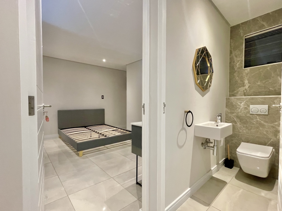 To Let 1 Bedroom Property for Rent in Upper Houghton Gauteng