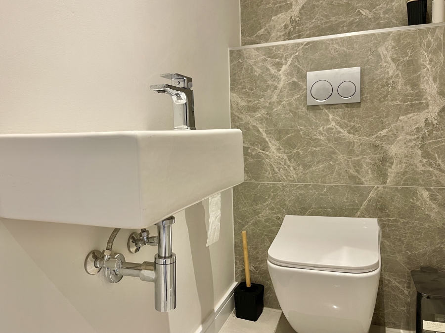 To Let 1 Bedroom Property for Rent in Upper Houghton Gauteng