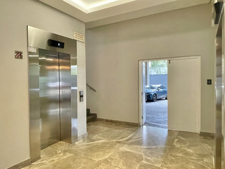 To Let 1 Bedroom Property for Rent in Upper Houghton Gauteng