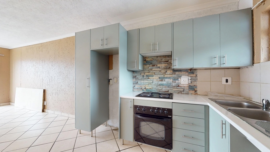 2 Bedroom Property for Sale in Eveleigh Gauteng