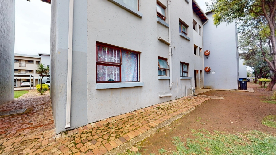 2 Bedroom Property for Sale in Eveleigh Gauteng