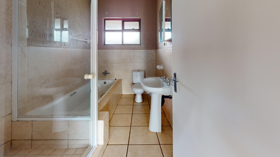 2 Bedroom Property for Sale in Eveleigh Gauteng