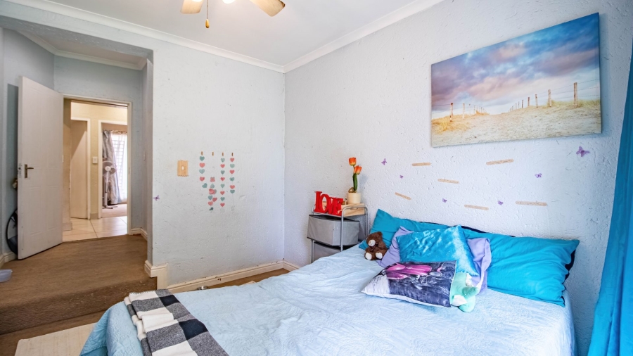 5 Bedroom Property for Sale in Marais Steyn Park Gauteng