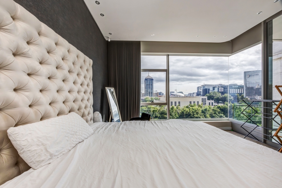 2 Bedroom Property for Sale in Sandhurst Gauteng