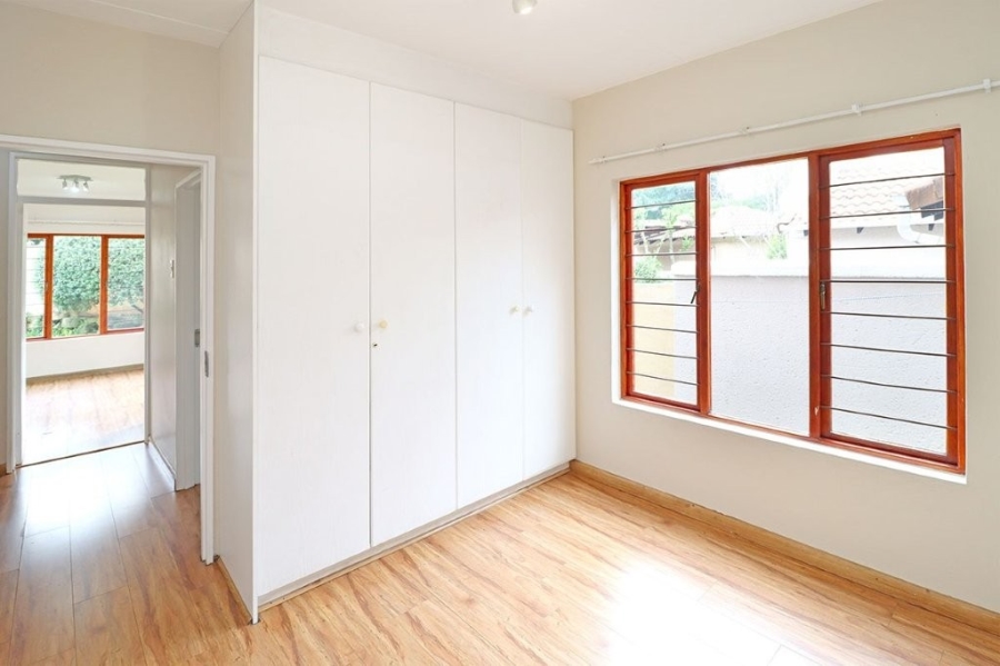 To Let 4 Bedroom Property for Rent in Sandringham Gauteng