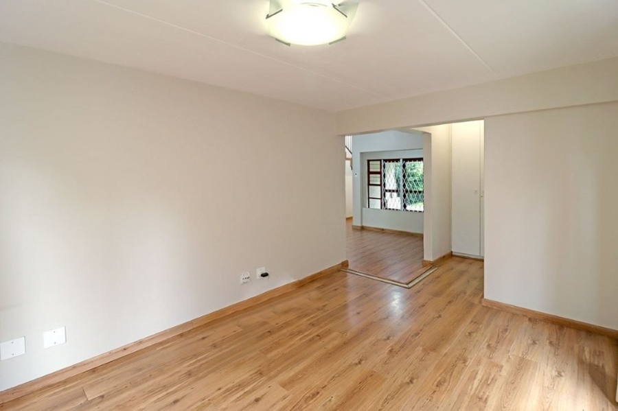 To Let 4 Bedroom Property for Rent in Sandringham Gauteng