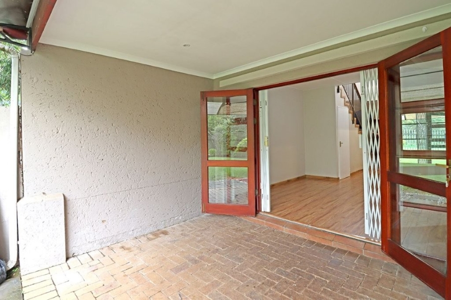 To Let 4 Bedroom Property for Rent in Sandringham Gauteng