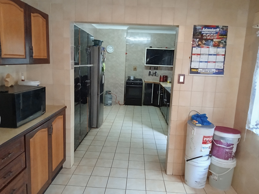 4 Bedroom Property for Sale in Witpoortjie Gauteng