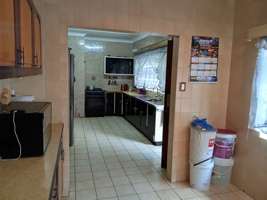 4 Bedroom Property for Sale in Witpoortjie Gauteng