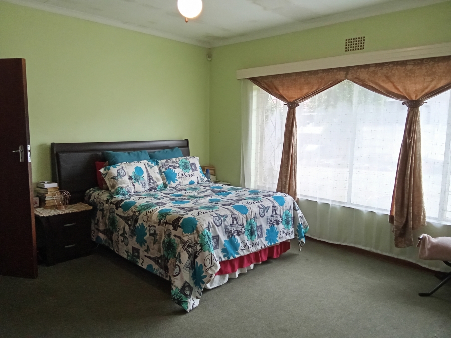 4 Bedroom Property for Sale in Witpoortjie Gauteng