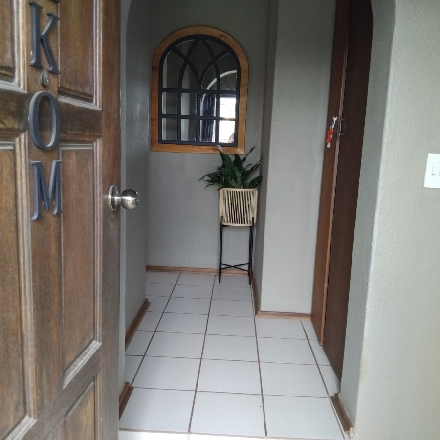 4 Bedroom Property for Sale in Greenhills Gauteng