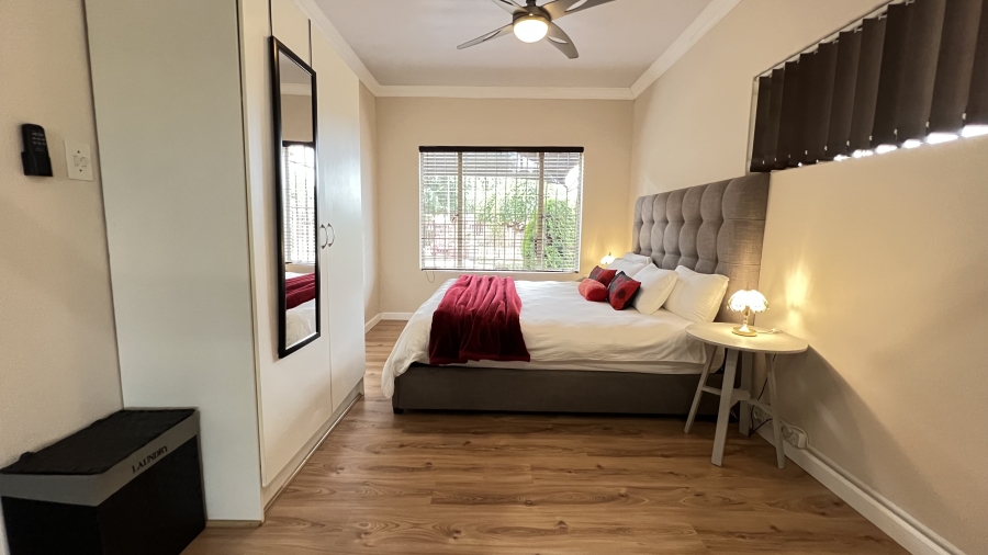 4 Bedroom Property for Sale in Helikonpark Gauteng