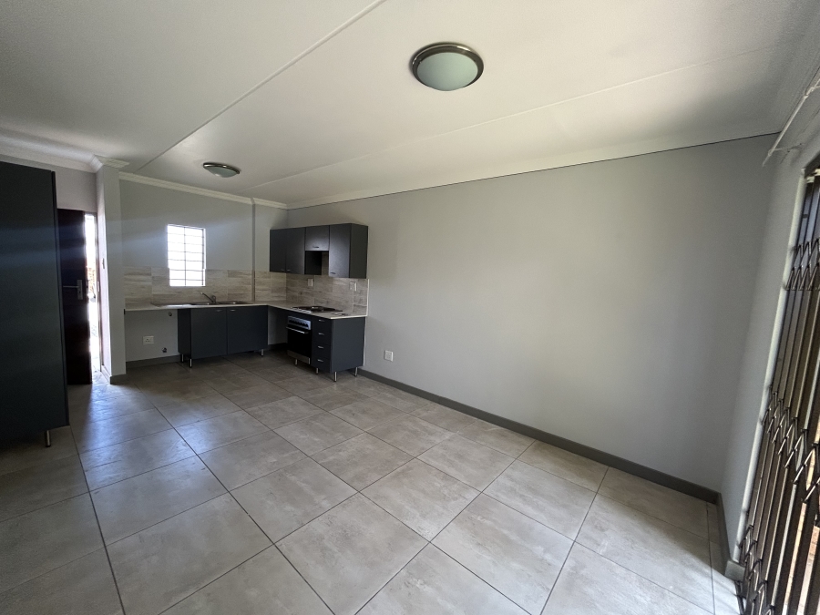 To Let 1 Bedroom Property for Rent in Blue Hills Gauteng