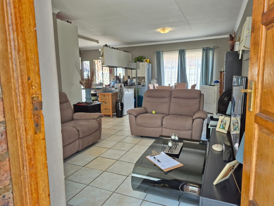 3 Bedroom Property for Sale in The Orchards Gauteng