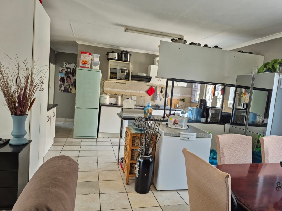 3 Bedroom Property for Sale in The Orchards Gauteng