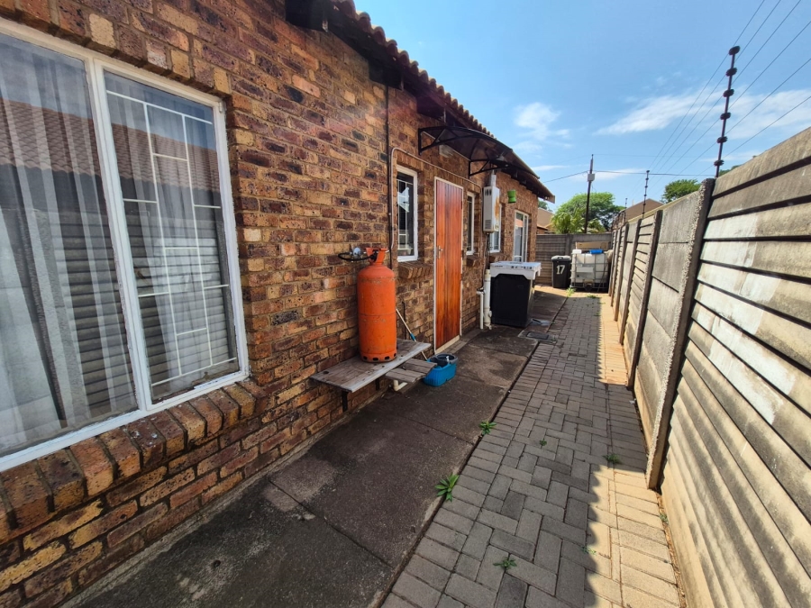 3 Bedroom Property for Sale in The Orchards Gauteng