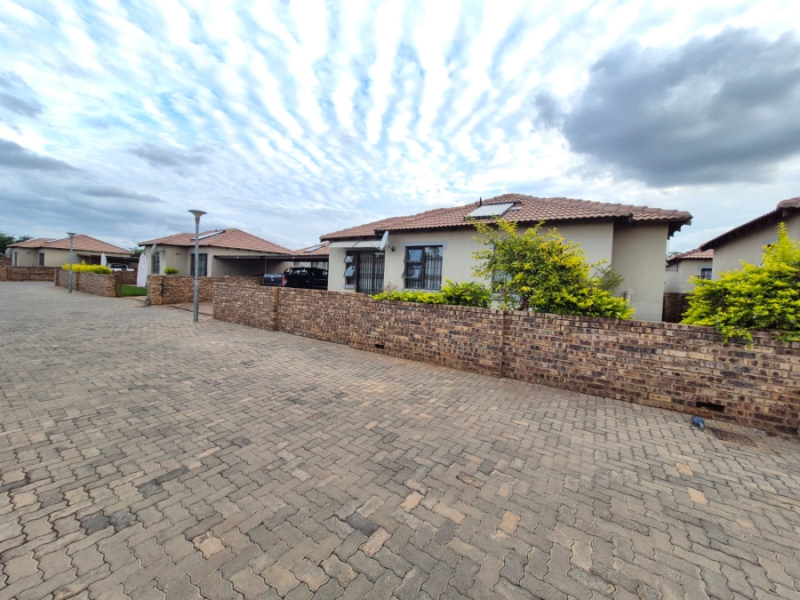 3 Bedroom Property for Sale in Chantelle Gauteng