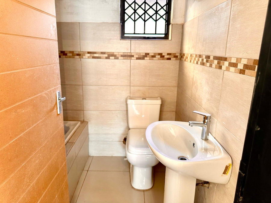 5 Bedroom Property for Sale in Magaliesberg Country Estate Gauteng