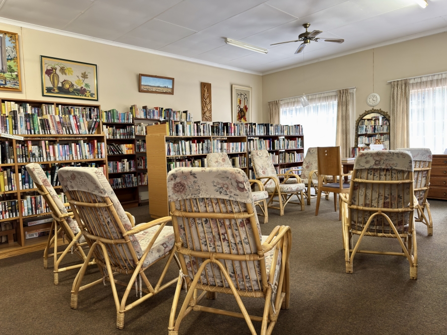 2 Bedroom Property for Sale in Die Wilgers Gauteng