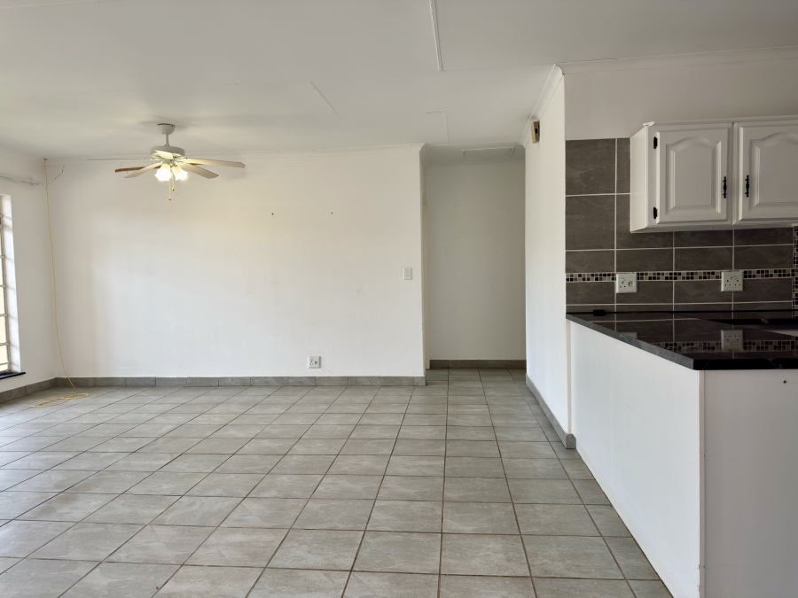 2 Bedroom Property for Sale in Die Wilgers Gauteng