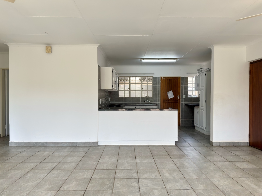 2 Bedroom Property for Sale in Die Wilgers Gauteng