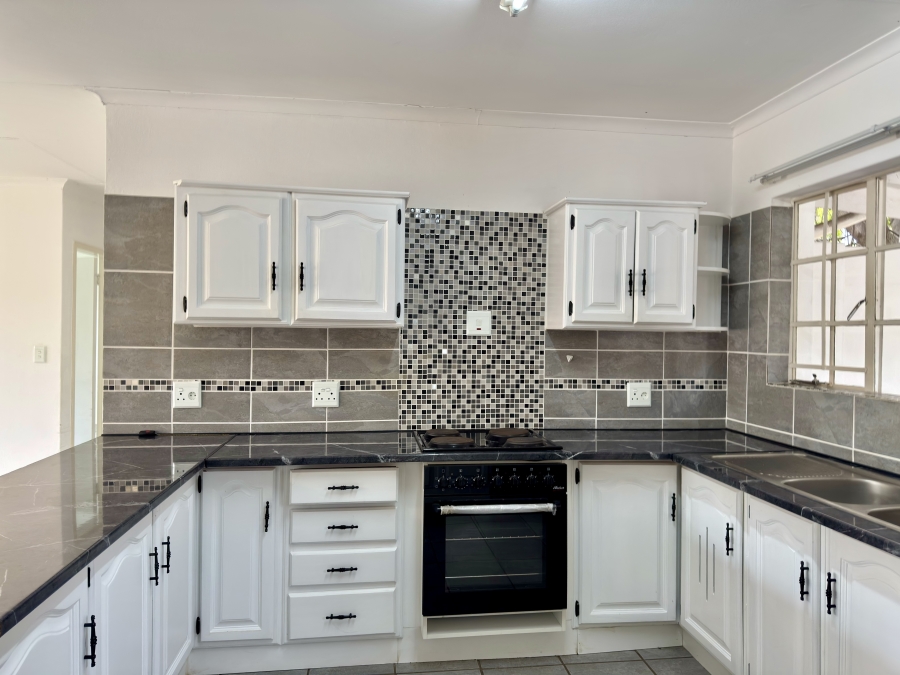 2 Bedroom Property for Sale in Die Wilgers Gauteng