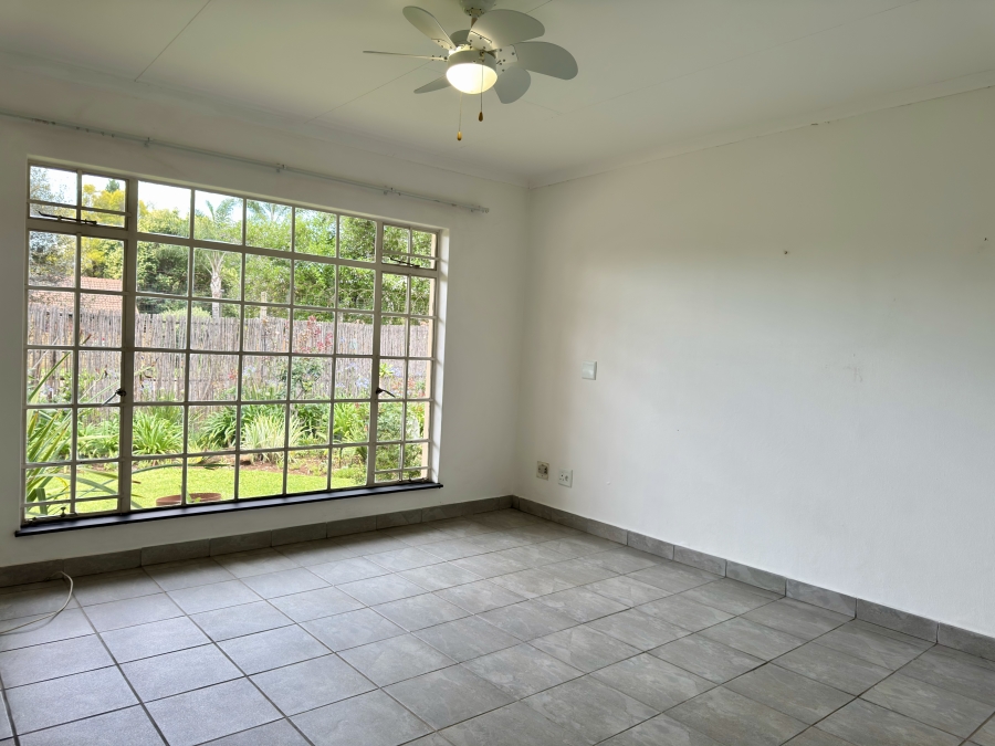 2 Bedroom Property for Sale in Die Wilgers Gauteng