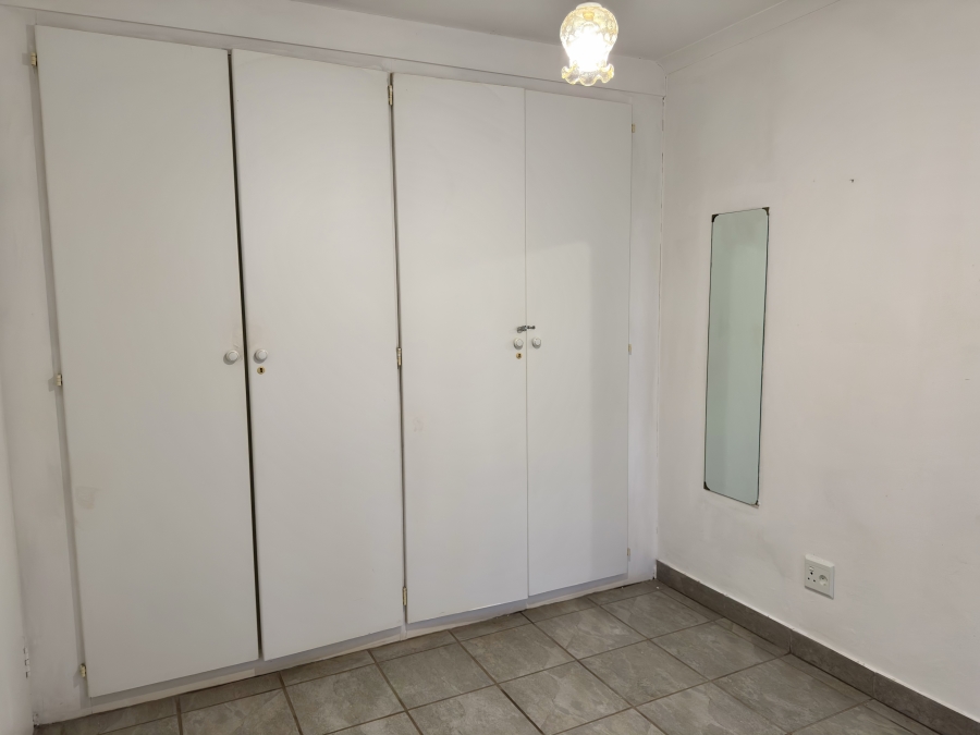 2 Bedroom Property for Sale in Die Wilgers Gauteng