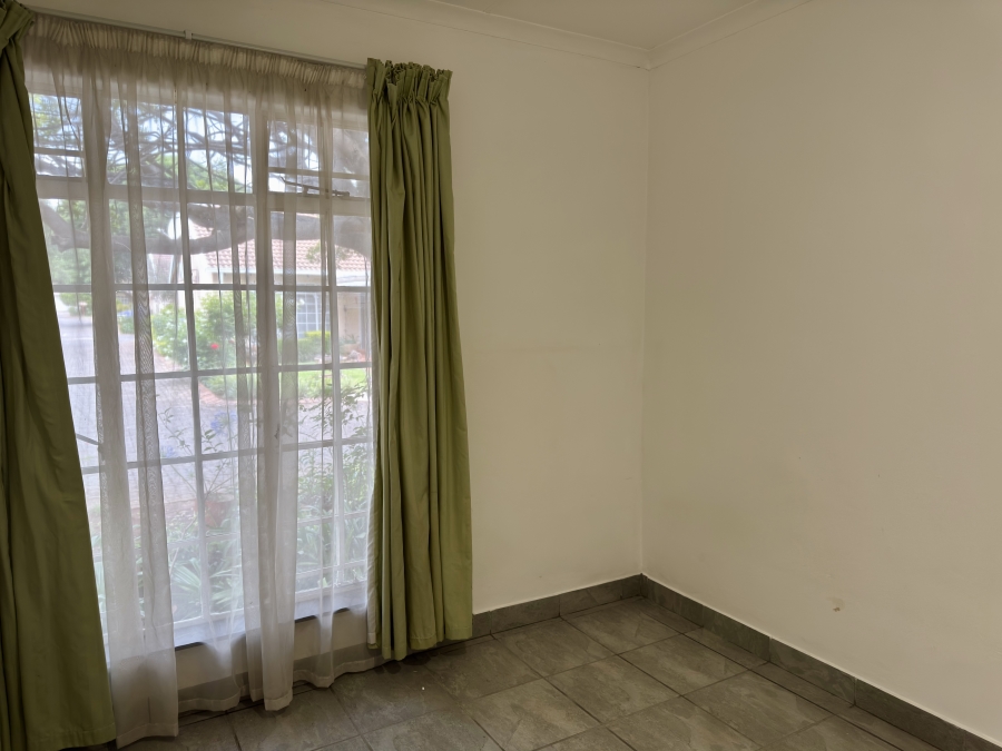 2 Bedroom Property for Sale in Die Wilgers Gauteng