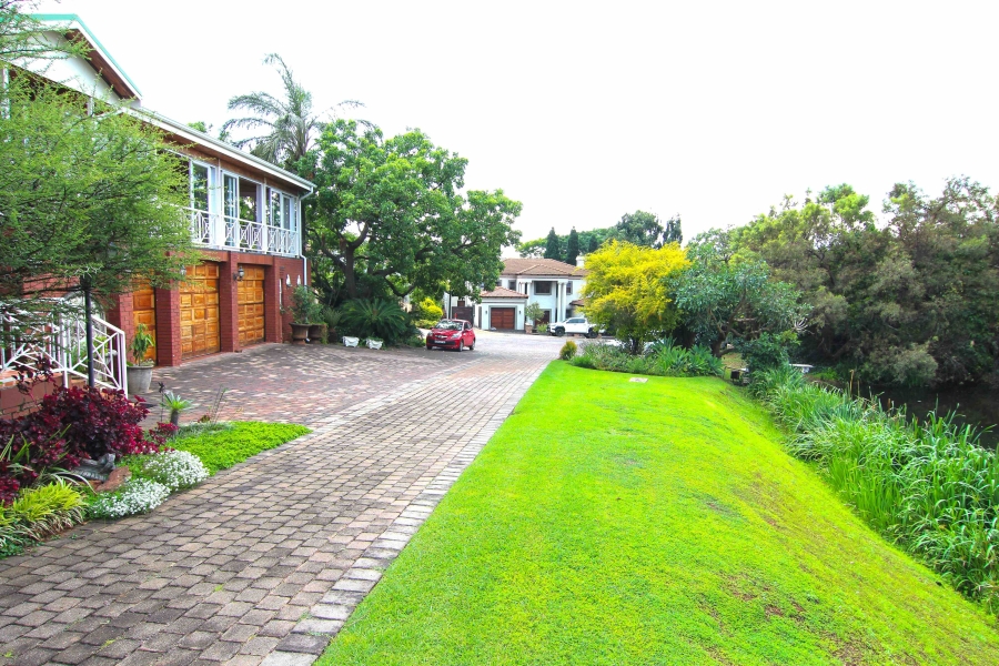 3 Bedroom Property for Sale in The Glades Gauteng