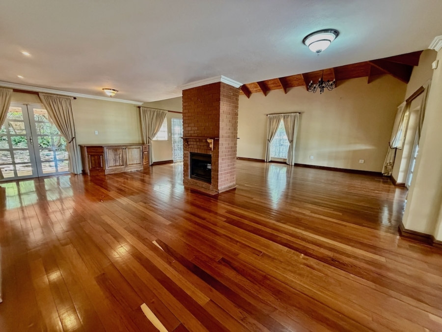 3 Bedroom Property for Sale in The Glades Gauteng