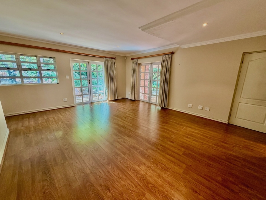 3 Bedroom Property for Sale in The Glades Gauteng