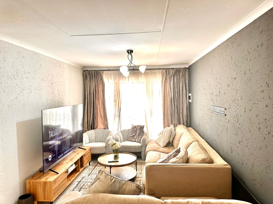 4 Bedroom Property for Sale in Chantelle Gauteng
