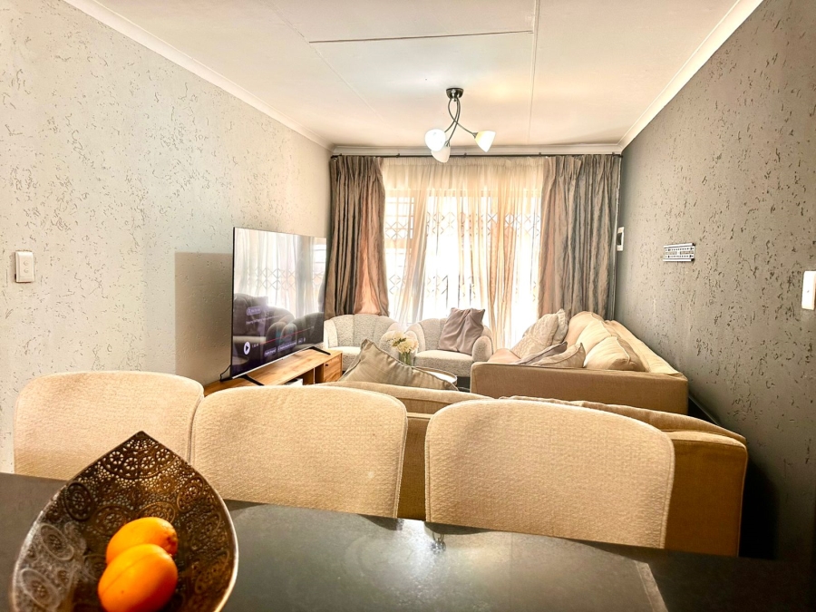 4 Bedroom Property for Sale in Chantelle Gauteng