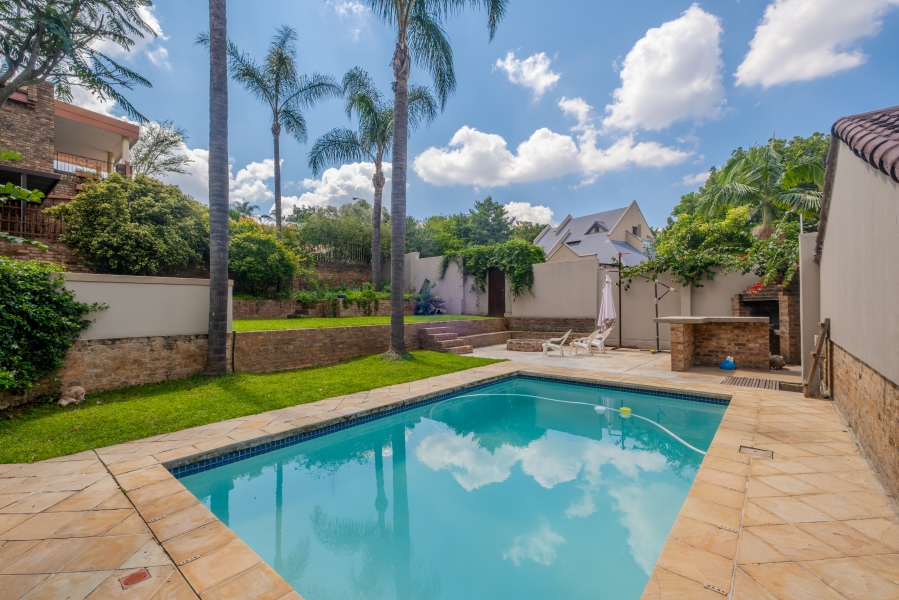 4 Bedroom Property for Sale in Moreleta Park Gauteng