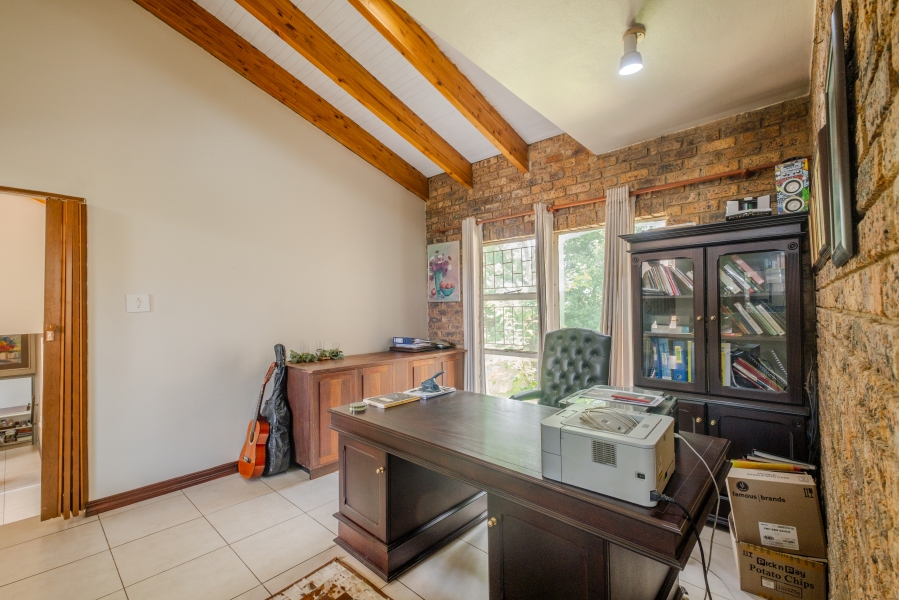 4 Bedroom Property for Sale in Moreleta Park Gauteng