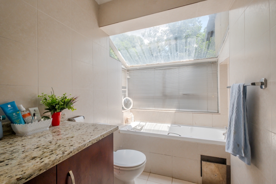 4 Bedroom Property for Sale in Moreleta Park Gauteng