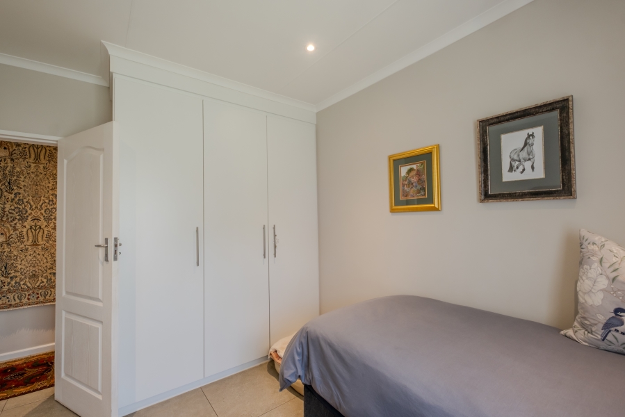 5 Bedroom Property for Sale in Erasmuskloof Gauteng