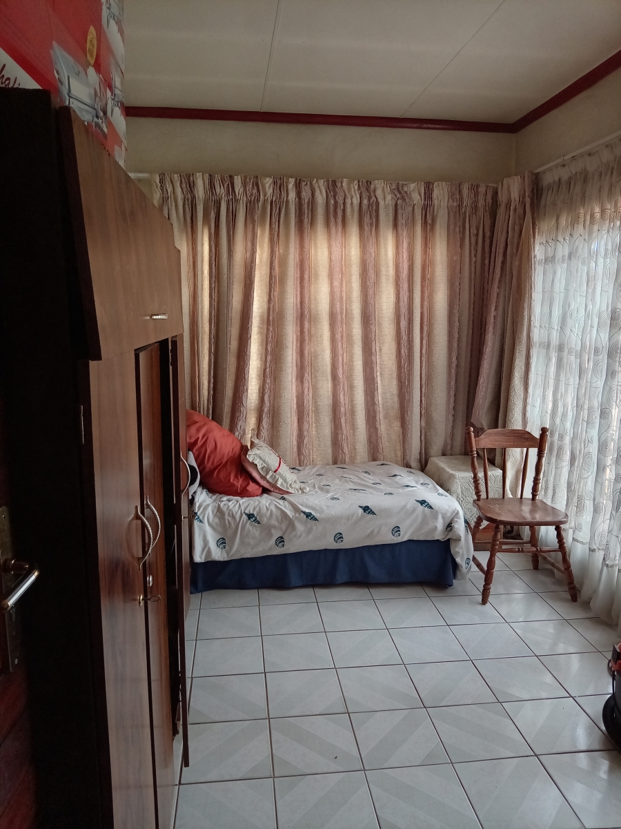 4 Bedroom Property for Sale in Mamelodi East Gauteng