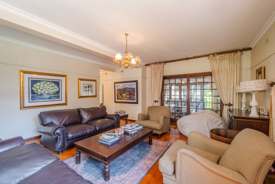 5 Bedroom Property for Sale in Waterkloof Gauteng