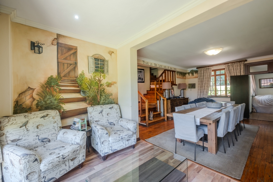 5 Bedroom Property for Sale in Waterkloof Gauteng