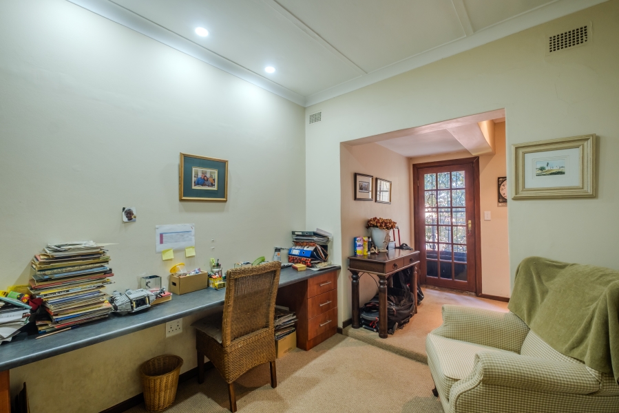 5 Bedroom Property for Sale in Waterkloof Gauteng