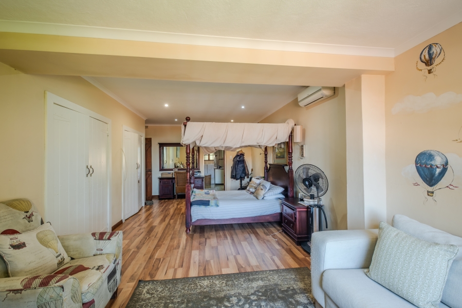 5 Bedroom Property for Sale in Waterkloof Gauteng